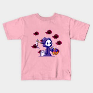 Midnight Stroll of the Grim Reaper: A Haunting Tale Kids T-Shirt